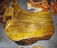 金絲楠木的金絲的形成原因